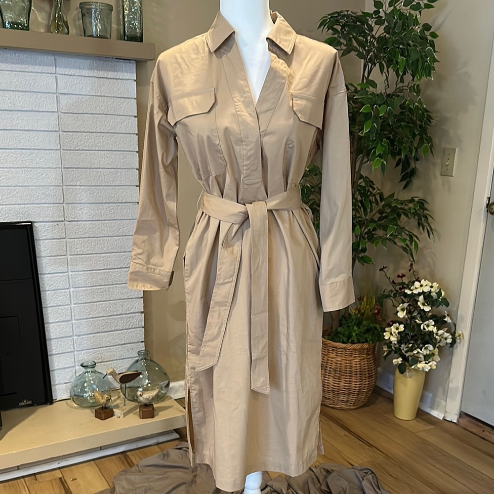 Martha Stewart Tan Long Sleeve Notched Collar Dress